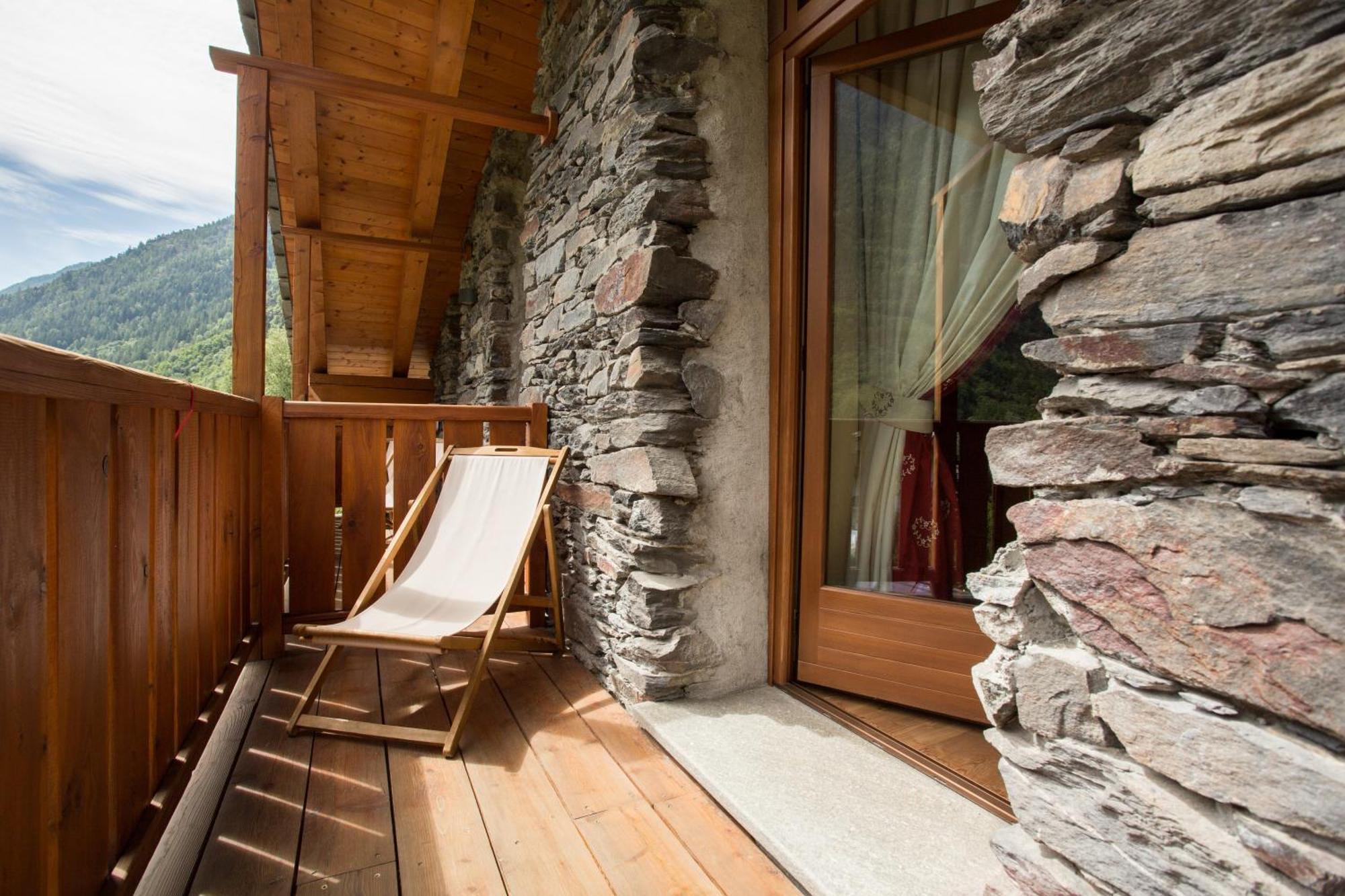 Le Petit Coeur Residence De Montagne La Salle Exterior photo
